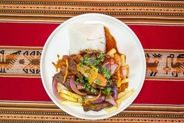 Lomo Saltado!