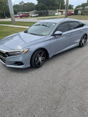 2022 Honda Accord Hybrid Touring in Sonic Gray