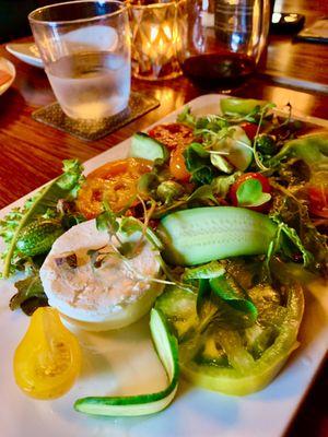 heirloom tomato salad with chèvre cheese