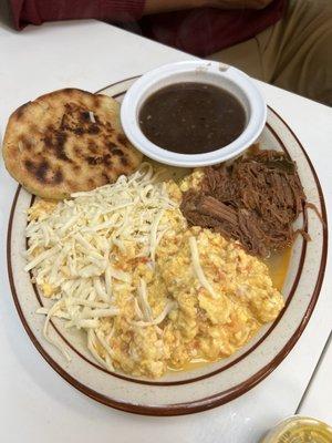 Desayuno Criollo con Arepa