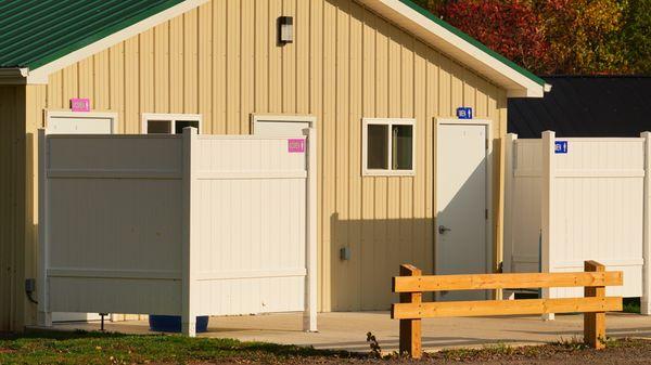 A new restroom built - seen late 2023 but apparently closed in Winter