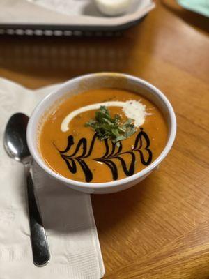 Roasted Garlic and Tomato Soup