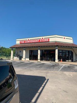 Stopped to fill up my car & grab a snack before work!'