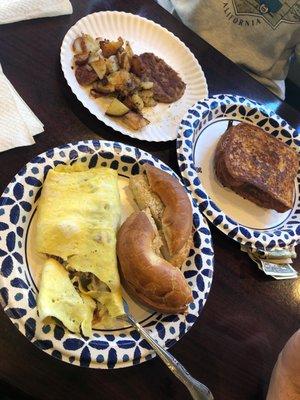 Western omelette, French toast