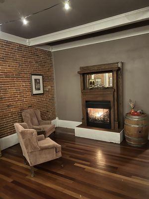 Sitting area with fireplace