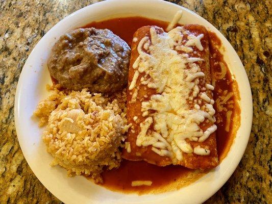 Chicken enchiladas plate - PASS on it! Quality has gone waaay down hill :(