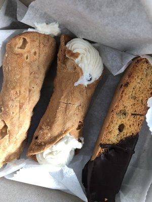 Cannoli & chocolate biscotti