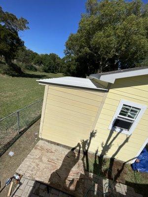 Siding and aluminum roofing installed