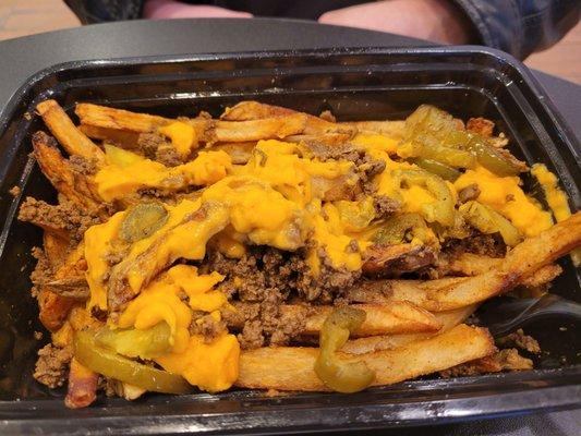 Umm... Wannabe chili cheese fries wit jalapeños??