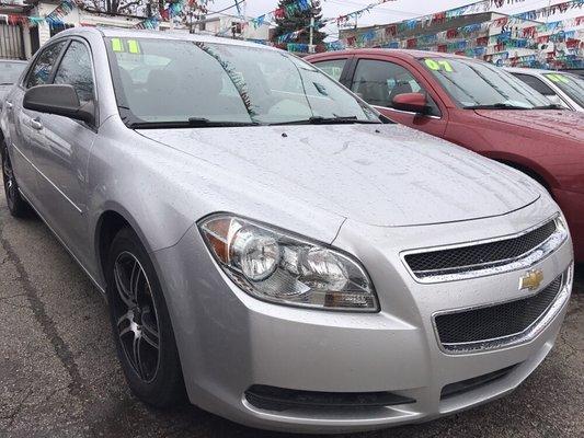 2011 Chevrolet Malibu For Sale! Clean Car Runs And Drives Good. If you have any questions feel free to give us a call @ 708-980-3092