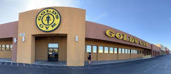 Gold's Gym El Paso (on Wedgewood)