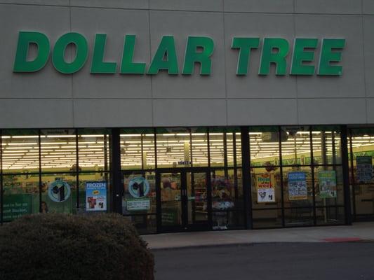 Dollar Tree Signage, Storefront Up Close - 15453 E. Hampden Ave, #A, Aurora, CO 80013.  March 21st 2014 visit.