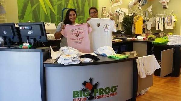 Ivan and Melina #bigfrogsnellville #lhecarwash #yogurberry