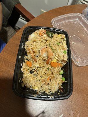 Thai fried rice with shrimp