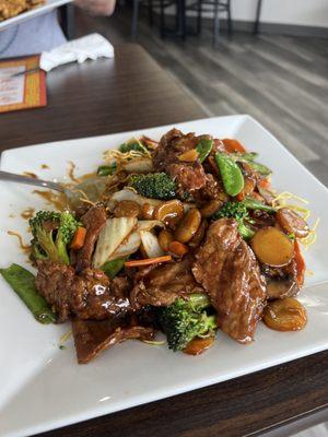 Pan Fried Noodles with Beef