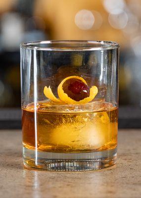 Oak Old-Fashioned:
House-aged blend, classically made, or choose
your own bitters