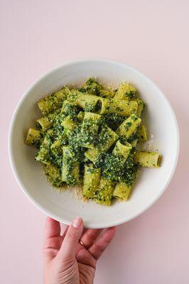 Rigatoni with Kale and Walnut Pesto