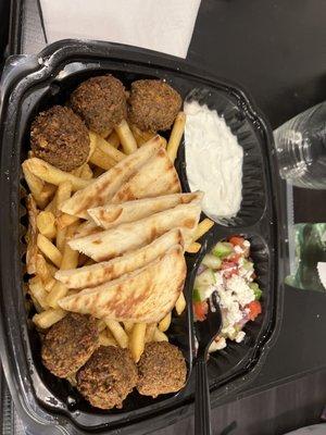 Falafel Yiro Box