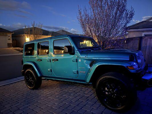 Wow....I am just looking at my new Jeep Sahara Wrangler in my driveway.... Welcome Home Little Jeep. Julie A