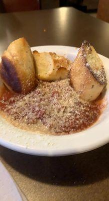 Spaghetti Sauce & Garlic Bread