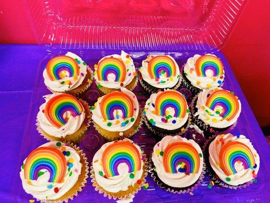 Rainbow cupcakes