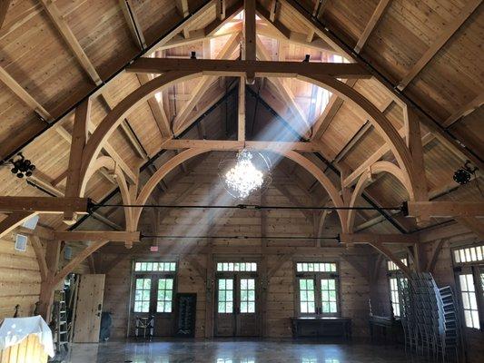 Sycamore Hall sunlight chandelier.