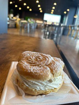 Vanilla cream puff