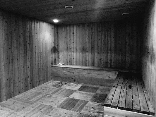 Spacious Dry Saunas in both the women's and men's locker rooms.