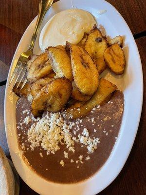 Fried plantains and beans