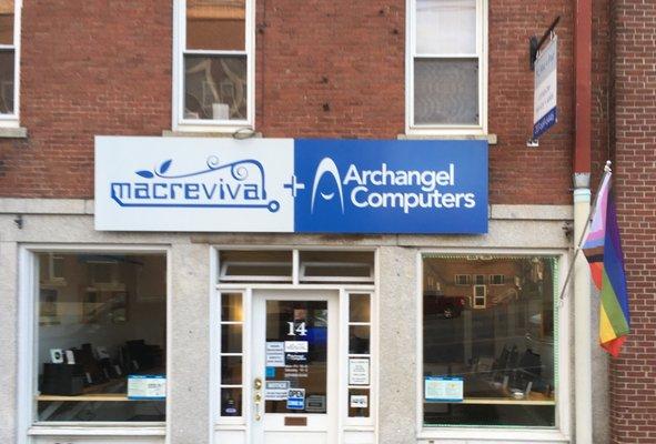 Storefront of MacRevival + Archangel Computers at 14 State St, Ellsworth, ME