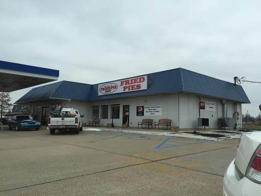 Nice friendly atmosphere, unique business in Sikeston.