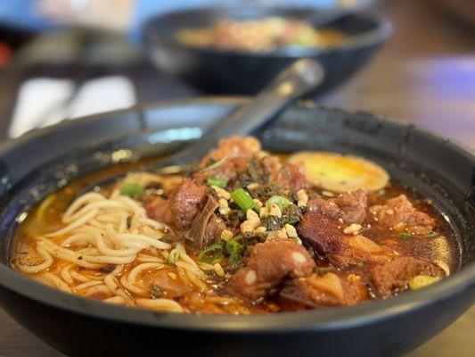 Min's Noodle House