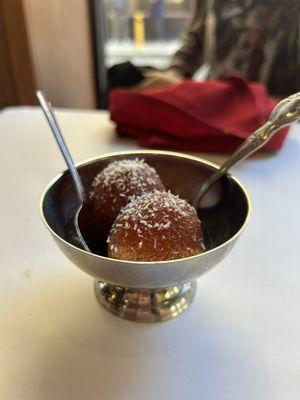 Gulab Jamum