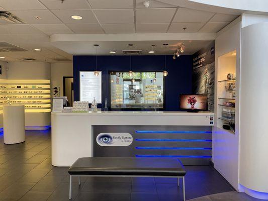 Family Eyecare of Glendale