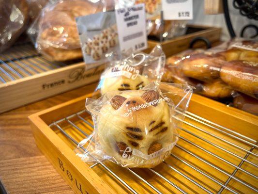 hamster bread. so cute