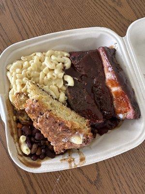 Ribs Bowl with cowboy beans, mac and cheese, and cornbread (5 stars, $19)