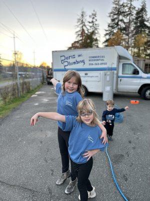 Children of the owners helping out at the shop!