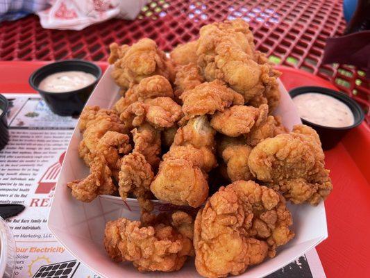 Pint of chicken! There's soooo much deliciousness here. What a great deal!