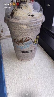 Cookies and cream milkshake