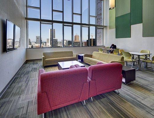 University Pointe at College Station - Study Lounge