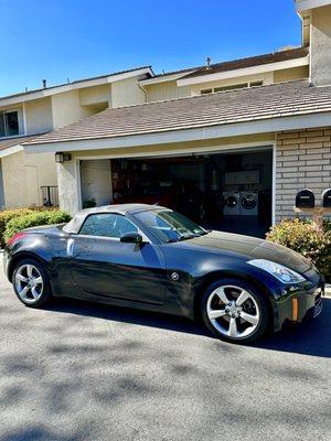 My Nissan 350Z Roadster..the alloys look great !