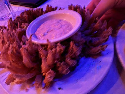 Blooming onion