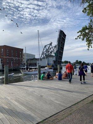 The Bridge waving "HIGH" to its fans.