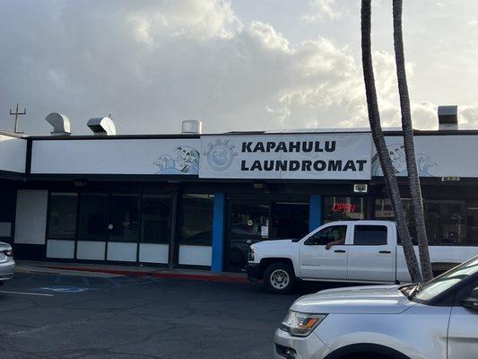 Outside of Kapahuku Laundromat