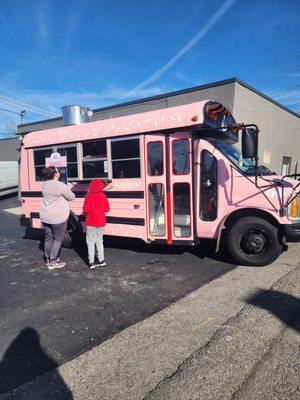 The Donut Theory Bus parked behind Richey Cream in Knoxville