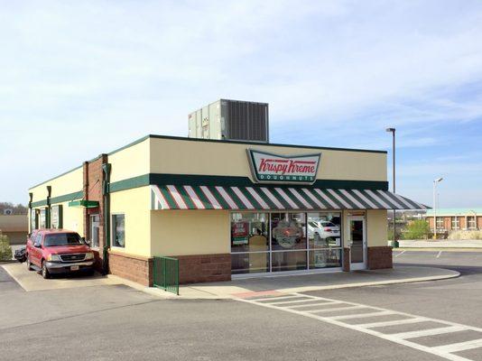 Restaurant Exterior and Drive-Thru