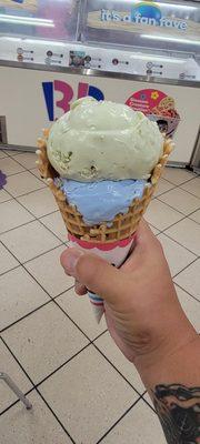 Beach Day (bottom) Pistachio Almond (top)