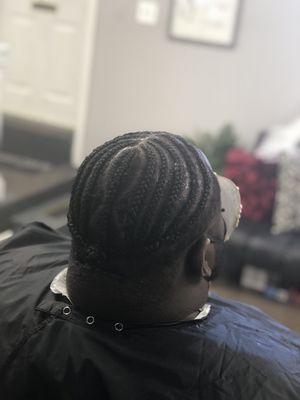 Men freestyle hair braiding