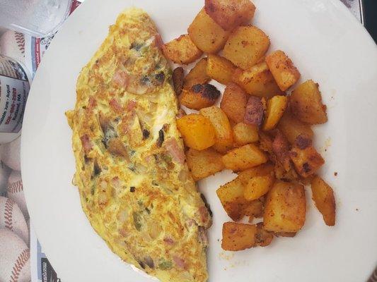 Western omellete with homefries