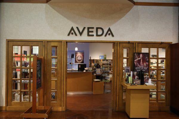 JUUT Aveda retail store in Kowalski's Market is where you can get all of your favorite Aveda products for face, hair and body